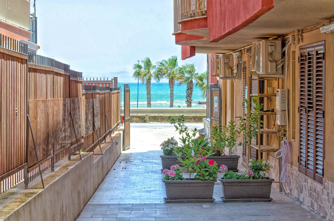 B&B Del Lido Porto Empedocle Bagian luar foto