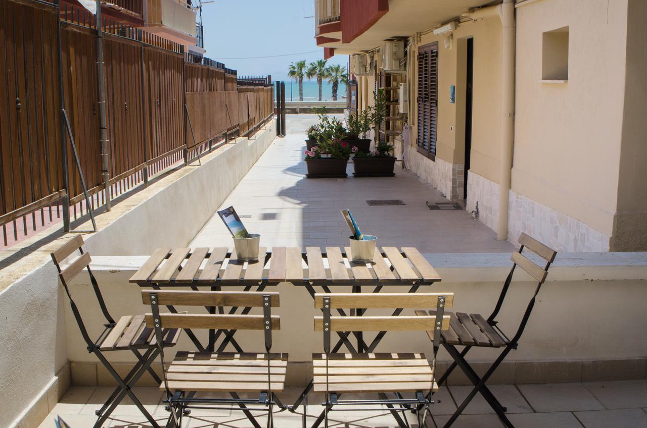 B&B Del Lido Porto Empedocle Bagian luar foto