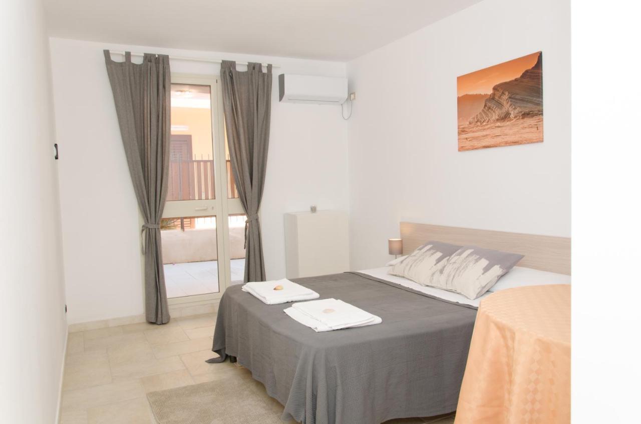B&B Del Lido Porto Empedocle Bagian luar foto